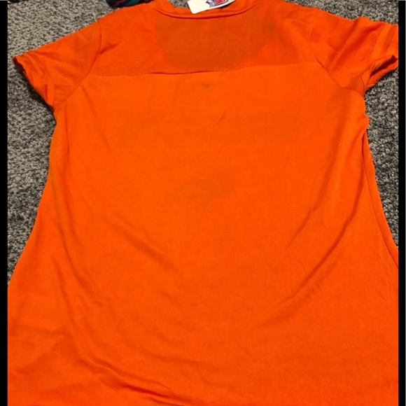 Denver Broncos. NWT. Women’s Size M. - Picture 3 of 5